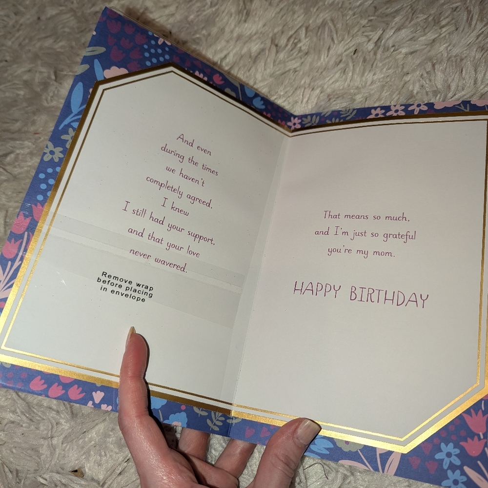 Mom Birthday Card - Picture 2 of 3